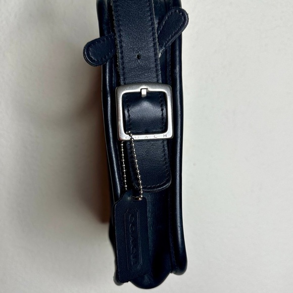 Vintage COACH Leather Camera Crossbody Bag 9817 - Picture 9 of 12